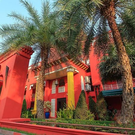 Sheik Istana Hotel Chiangmal Чиангмай Экстерьер фото
