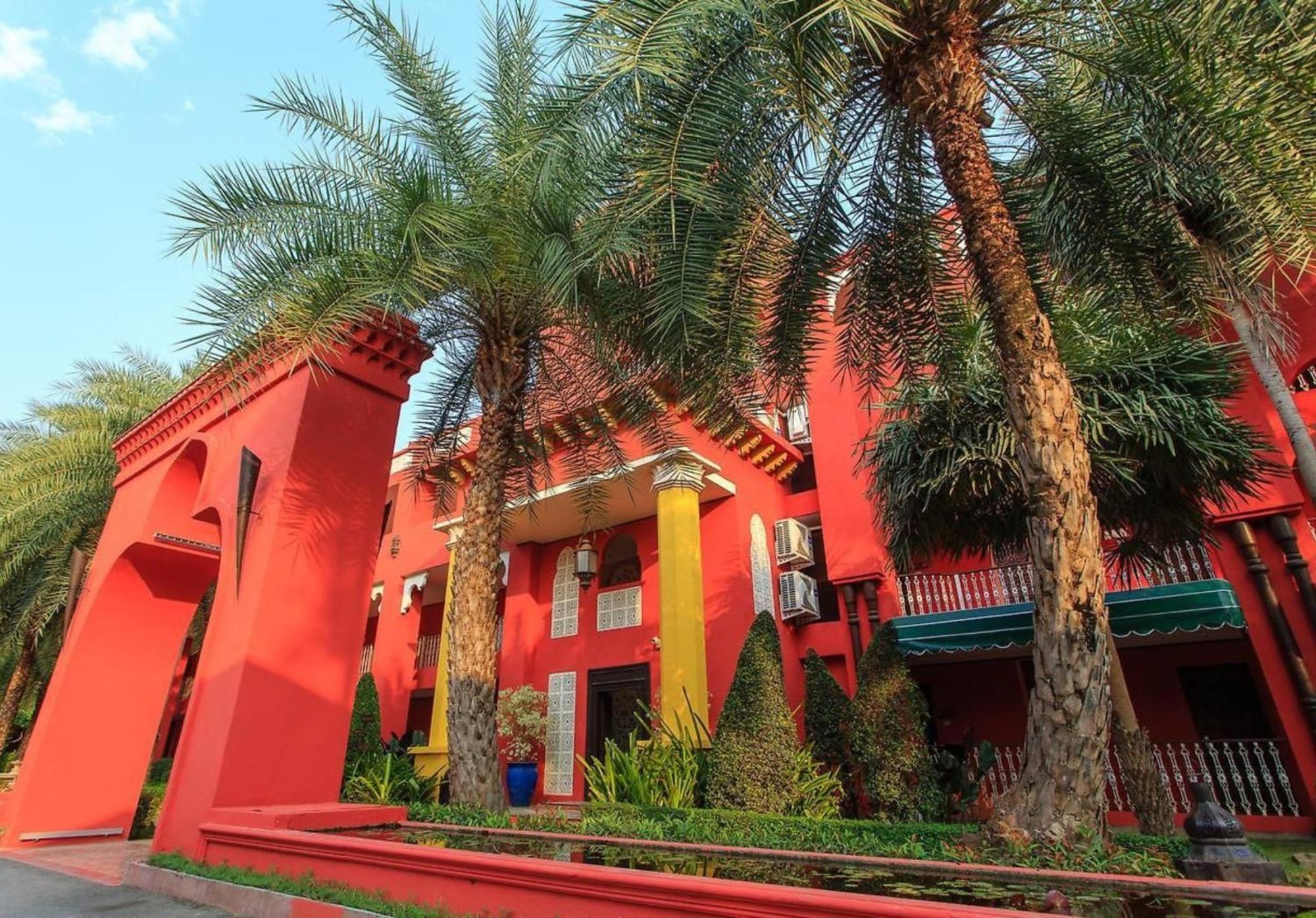 Sheik Istana Hotel Chiangmal Чиангмай Экстерьер фото
