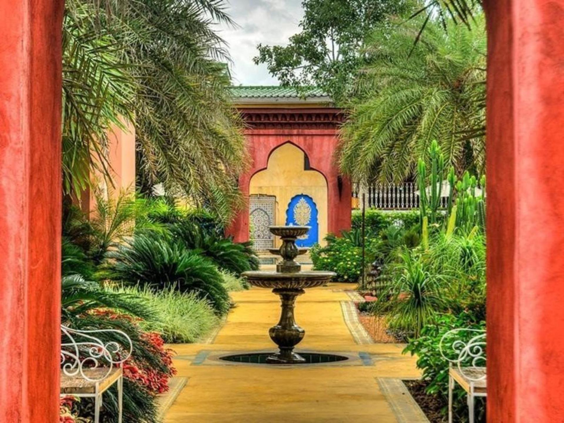 Sheik Istana Hotel Chiangmal Чиангмай Экстерьер фото