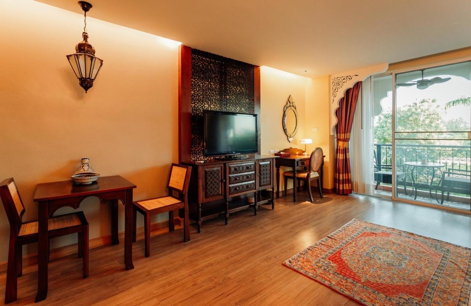 Sheik Istana Hotel Chiangmal Чиангмай Экстерьер фото